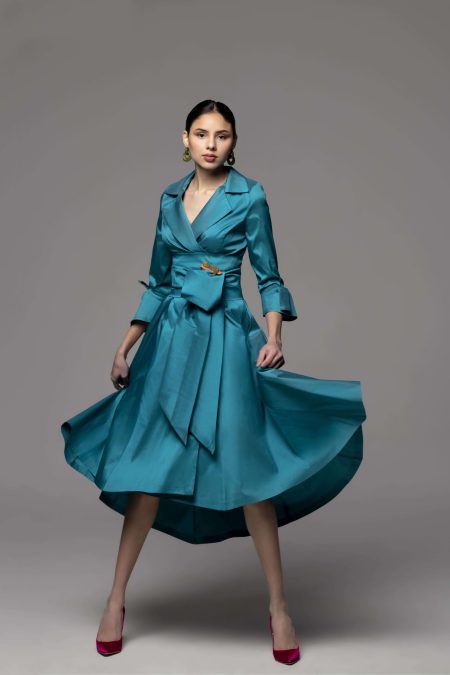 1. VESTIDO ABRIGO TAFETÁN MODELO